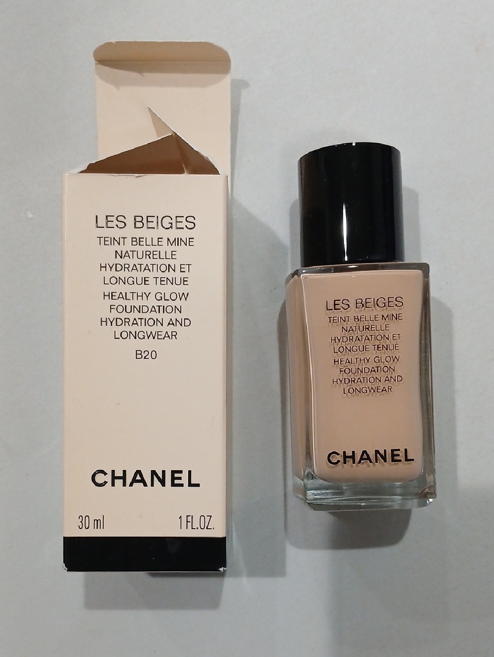 BRAND NEW CHANEL HEALTHY GLOW FOUNDATION- B20